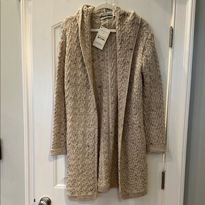 Cozy Beige Knit Cardigan Sweater Straight from Ireland Size M NWT